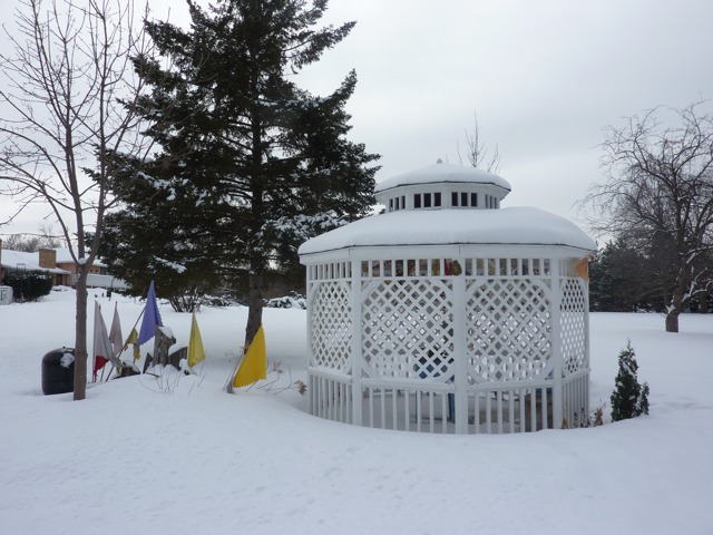 http://people.carleton.edu/~cborn/Minnesota_Hindu_Milan_Mandir/MHMM_GazeboOut.png