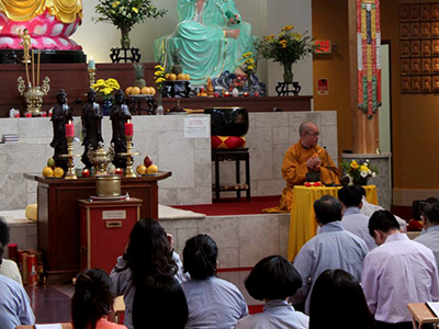 http://people.carleton.edu/~cborn/omeka/Phat-An_Temple/PA_BuddhistMaster.jpg
