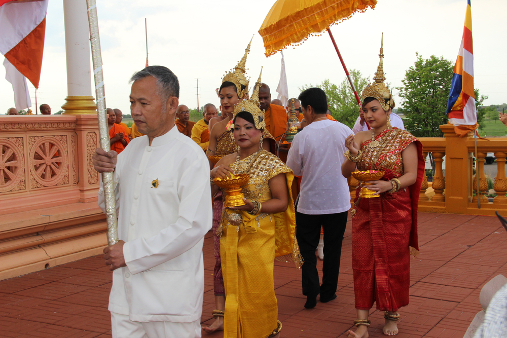 WM_VisakhaPujaProcession1.jpg WM_VisakhaPujaProcession1.jpg