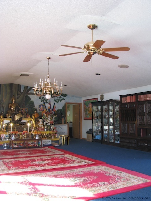 http://people.carleton.edu/~cborn/omeka/Watt_Munisotaram/WM_OldTempleInterior2.jpg http://people.carleton.edu/~cborn/omeka/Watt_Munisotaram/WM_OldTempleInterior2.jpg