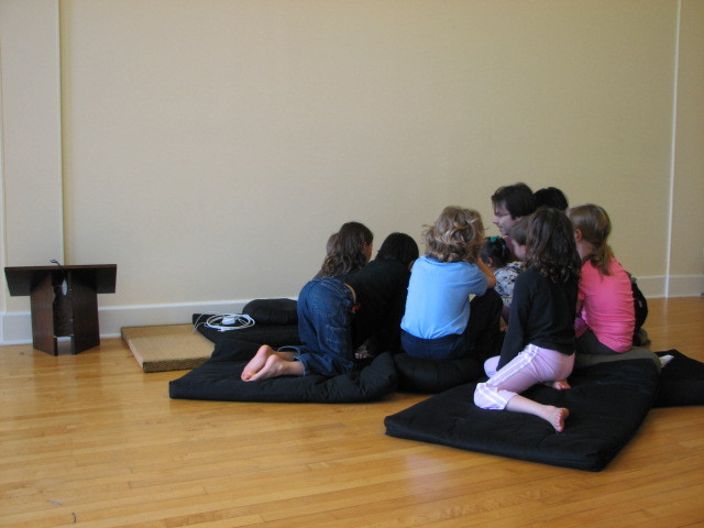 http://people.carleton.edu/~cborn/omeka/Northfield_Buddhist_Meditation_Center/NBMC_Childrens_Circle_1.jpg http://people.carleton.edu/~cborn/omeka/Northfield_Buddhist_Meditation_Center/NBMC_Childrens_Circle_1.jpg