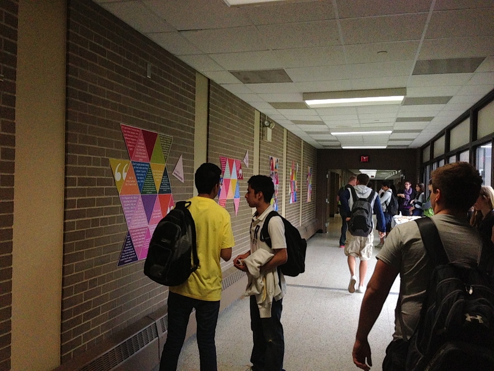 FHSStudentsBrowse.JPG FHSStudentsBrowse.JPG