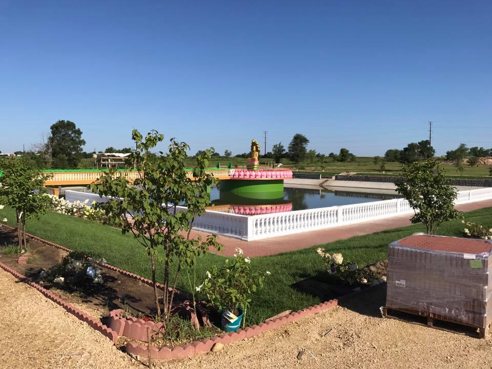 ReflectionPond_Opening_August_2017.jpg