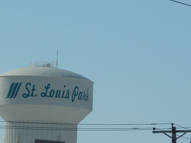 http://people.carleton.edu/~cborn/omeka/St_Louis_Park_Eruv_Jewish_Neighborhood/SLP_WaterTower.jpg