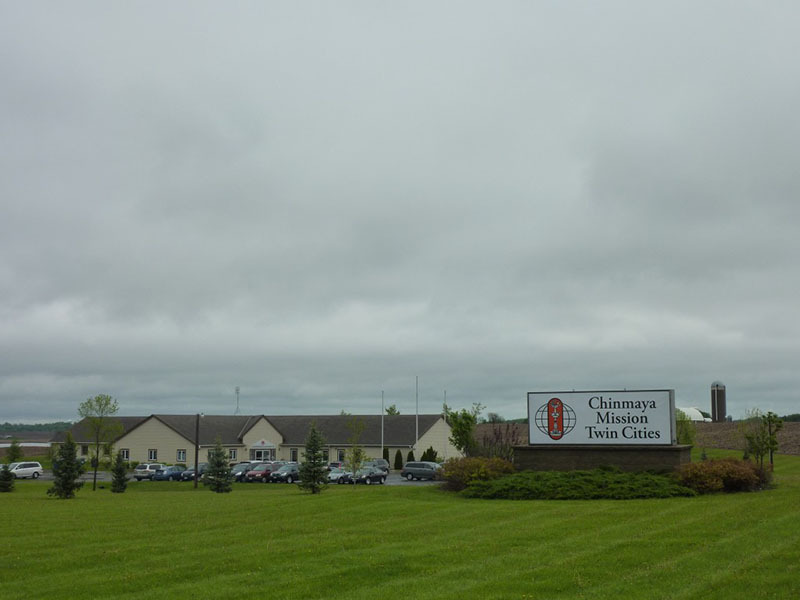 http://people.carleton.edu/~cborn/omeka/Chinmaya_Mission_Twin-Cities/CMTC_OutsideView.jpg