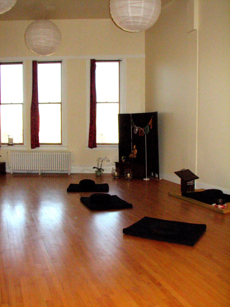http://people.carleton.edu/~cborn/omeka/Northfield_Buddhist_Meditation_Center/NBMC_Meditation_Area1.jpg http://people.carleton.edu/~cborn/omeka/Northfield_Buddhist_Meditation_Center/NBMC_Meditation_Area1.jpg