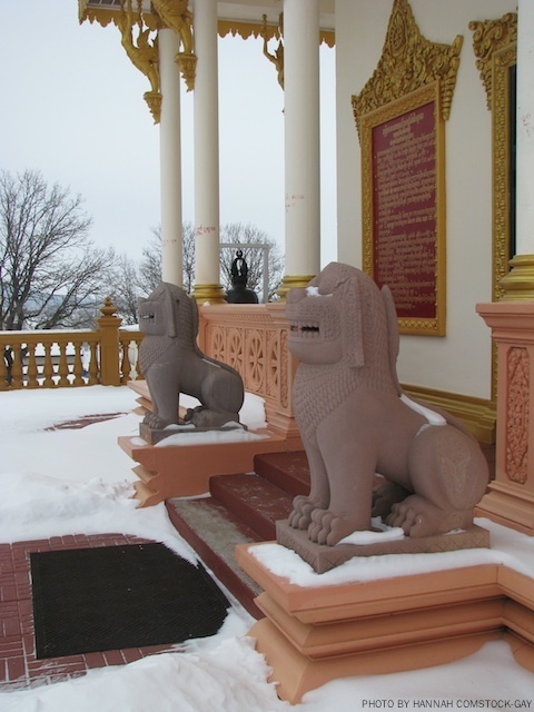 http://people.carleton.edu/~cborn/omeka/Watt_Munisotaram/WM_NewTempleExterior8.jpg