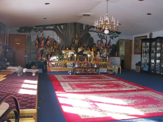 http://people.carleton.edu/~cborn/omeka/Watt_Munisotaram/WM_OldTempleInterior.jpg http://people.carleton.edu/~cborn/omeka/Watt_Munisotaram/WM_OldTempleInterior.jpg