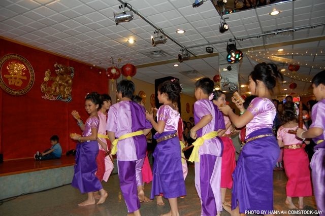 http://people.carleton.edu/~cborn/omeka/Watt_Munisotaram/WM_Wattdance4.jpg http://people.carleton.edu/~cborn/omeka/Watt_Munisotaram/WM_Wattdance4.jpg