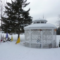 http://people.carleton.edu/~cborn/Minnesota_Hindu_Milan_Mandir/MHMM_GazeboOut.png