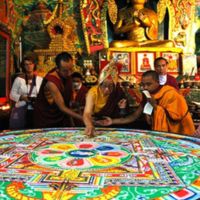 http://people.carleton.edu/~cborn/omeka/Northfield_Buddhist_Meditation_Center/Mandalatibetano.jpg