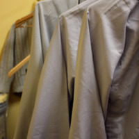 http://people.carleton.edu/~cborn/omeka/Phat-An_Temple/PA_Robes.jpg
