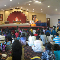 http://people.carleton.edu/~cborn/omeka/Chinmaya_Mission_Twin-Cities/CMTC_ParentsLecture.jpg