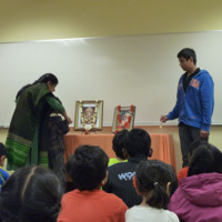 http://people.carleton.edu/~cborn/omeka/Chinmaya_Mission_Twin-Cities/CMTC_RaoAarti.jpg
