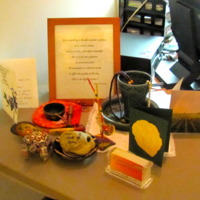 http://people.carleton.edu/~cborn/omeka/Chaplaincy/C_DeskObjects.jpg