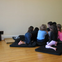 http://people.carleton.edu/~cborn/omeka/Northfield_Buddhist_Meditation_Center/NBMC_Childrens_Circle_1.jpg