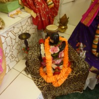 http://people.carleton.edu/~cborn/Minnesota_Hindu_Milan_Mandir/MHMM_Lingum.png