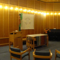http://people.carleton.edu/~cborn/omeka/Chaplaincy/C_EweChapelAlter.jpg