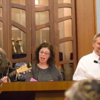 http://people.carleton.edu/~cborn/omeka/ShirTikvah/ST_SongsInService.jpg