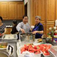 http://people.carleton.edu/~cborn/omeka/Phat-An_Temple/PA_Volunteers.jpg