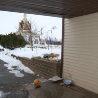 http://people.carleton.edu/~cborn/omeka/Watt_Munisotaram/WM_OldTempleDownstairs.jpg